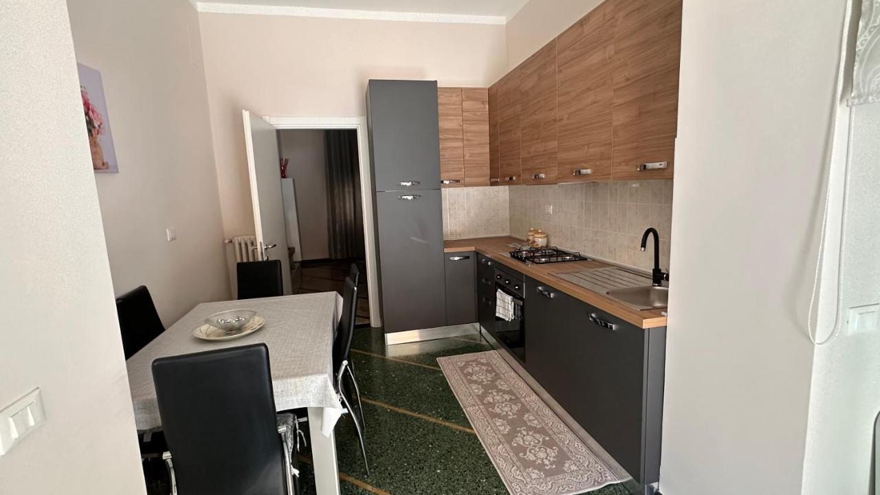 Апартаменти Edens House Con Parcheggio Privato Gratuito Рапалло Екстер'єр фото